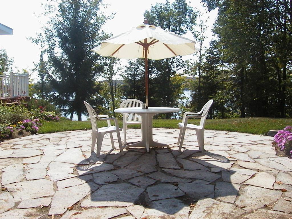 Pow Wow Point Lodge Huntsville Ruang foto